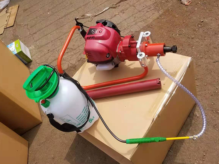 NLQ-45型内燃(rán)砼枕螺栓鑽取機(jī)