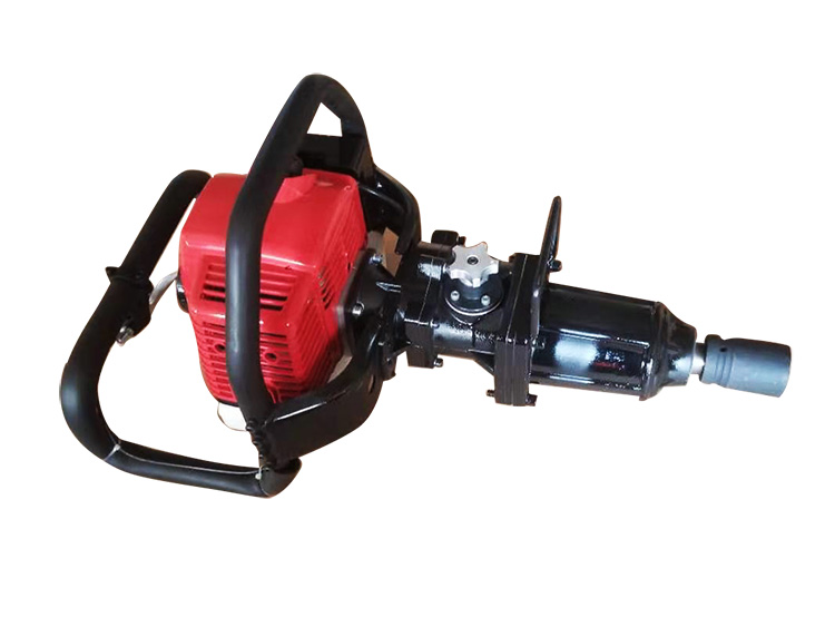 NLB-550型手提(tí)式内燃螺(luo)栓扳手