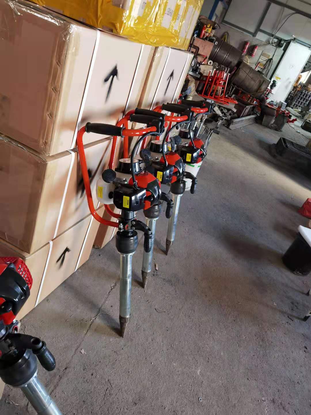 ND-4型手提式内(nèi)燃搗固鎬