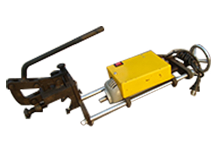 ZG-13型電(dian)動鋼軌鑽(zuàn)孔機