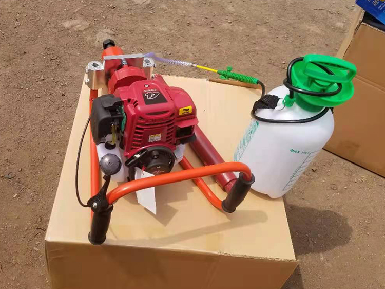 NLQ-45型内(nei)燃砼枕螺(luo)栓鑽取機(ji)