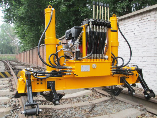 YQBJ-300x125型(xing)高行程(chéng)液壓起(qǐ)撥道機(ji)